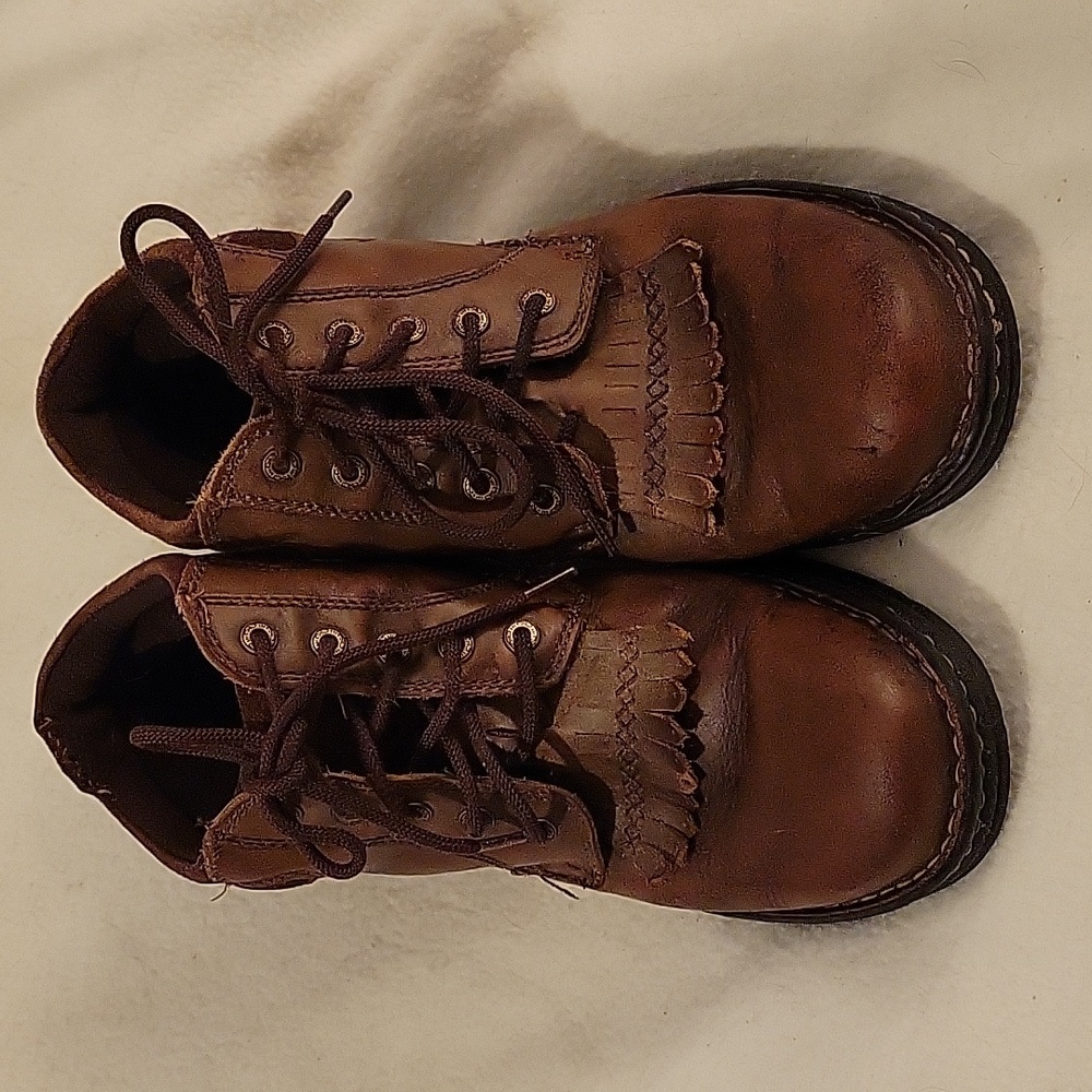 Arial hiking boots